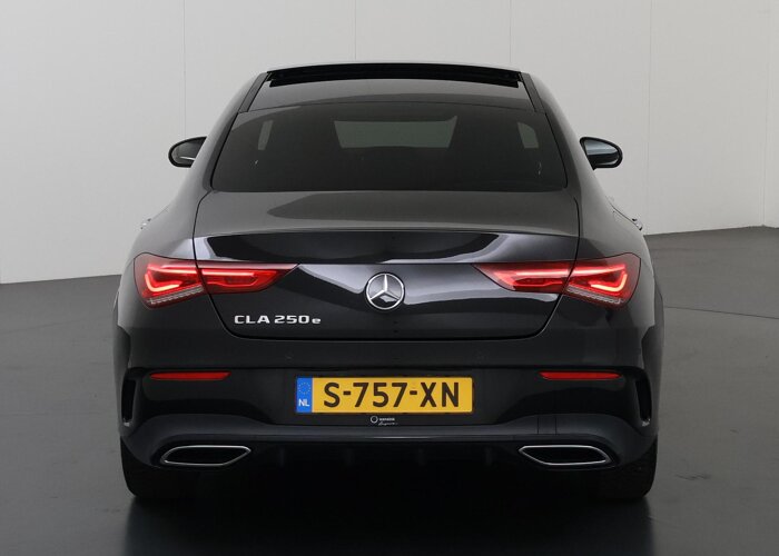 Mercedes-Benz CLA-Klasse 250 e AMG Night Premium Plus