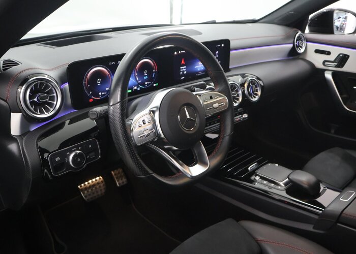 Mercedes-Benz CLA-Klasse 250 e AMG Night Premium Plus