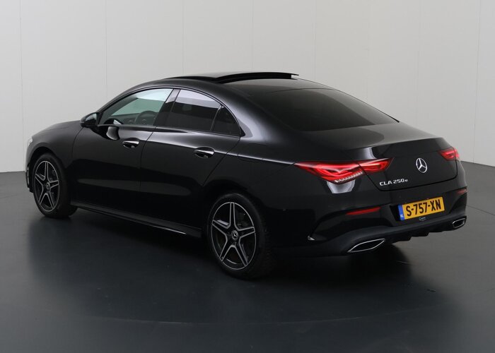 Mercedes-Benz CLA-Klasse 250 e AMG Night Premium Plus