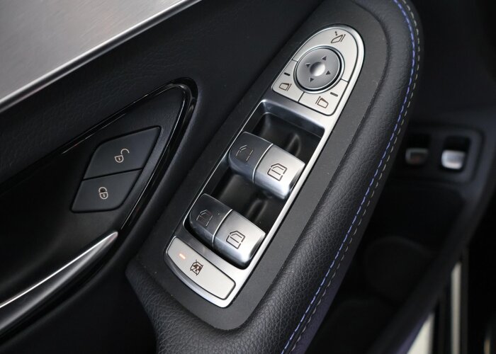 Mercedes-Benz C-Klasse Estate 300 e Premium Pack