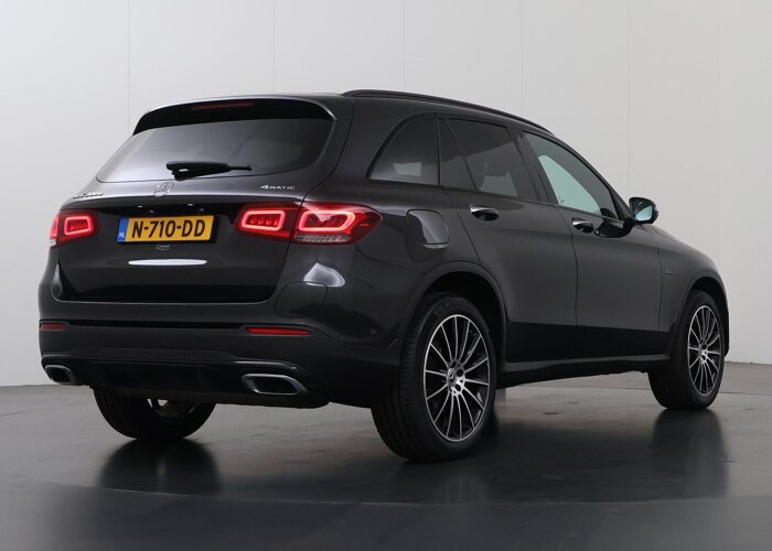 Mercedes-Benz GLC 300e 4MATIC Business Solution AMG