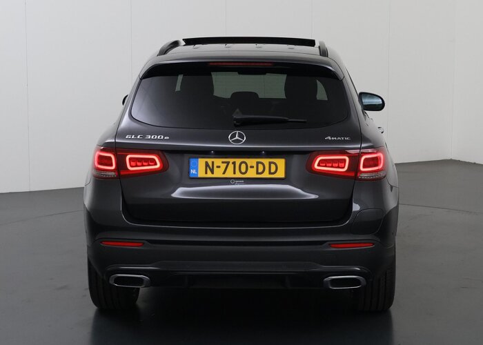 Mercedes-Benz GLC 300e 4MATIC Business Solution AMG