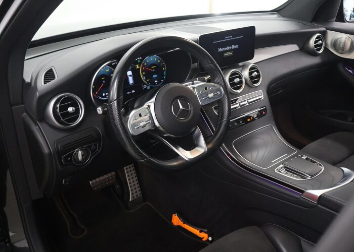 Mercedes-Benz GLC 300e 4MATIC Business Solution AMG