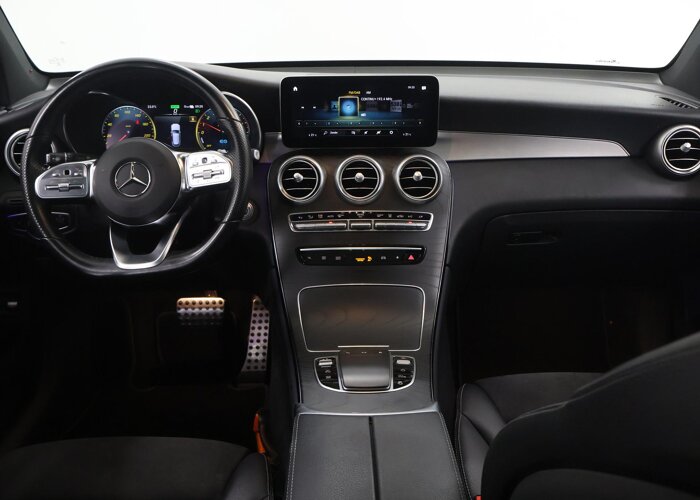 Mercedes-Benz GLC 300e 4MATIC Business Solution AMG