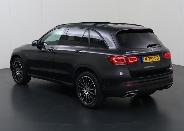 Mercedes-Benz GLC 300e 4MATIC Business Solution AMG