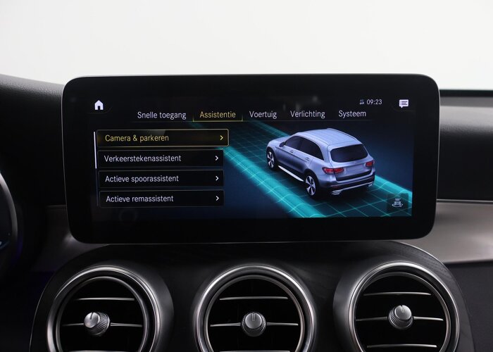 Mercedes-Benz GLC 300e 4MATIC Business Solution AMG