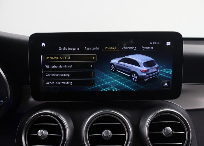 Mercedes-Benz GLC 300e 4MATIC Business Solution AMG