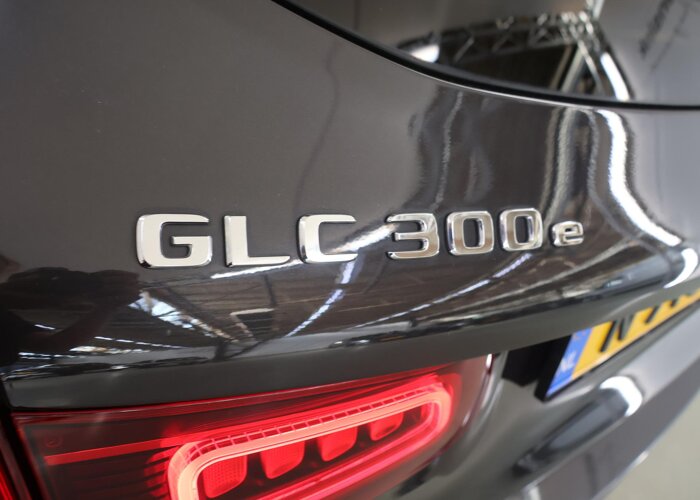 Mercedes-Benz GLC 300e 4MATIC Business Solution AMG