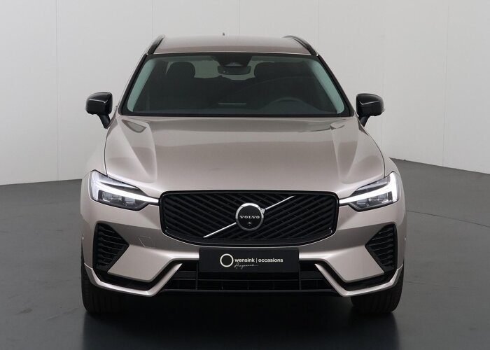 Volvo XC60 2.0 T8 Plug-in hybrid AWD Plus Dark
