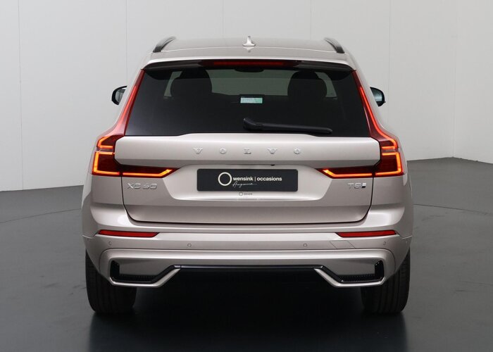 Volvo XC60 2.0 T8 Plug-in hybrid AWD Plus Dark