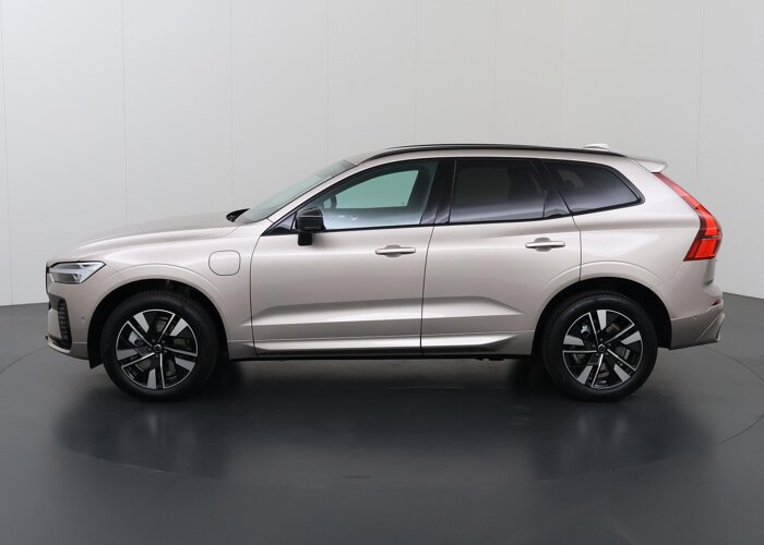 Volvo XC60 2.0 T8 Plug-in hybrid AWD Plus Dark