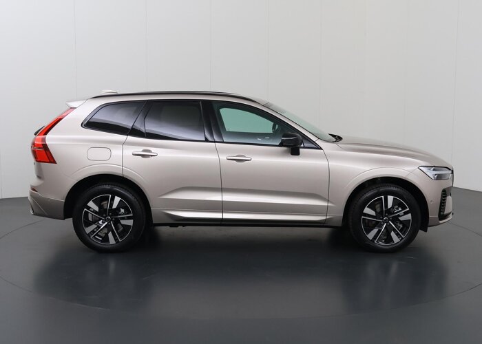 Volvo XC60 2.0 T8 Plug-in hybrid AWD Plus Dark