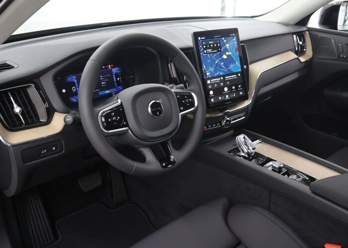 Volvo XC60 2.0 T8 Plug-in hybrid AWD Plus Dark