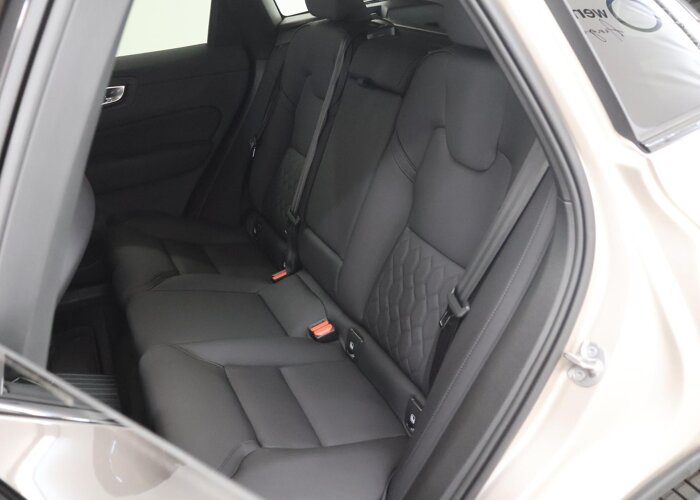 Volvo XC60 2.0 T8 Plug-in hybrid AWD Plus Dark