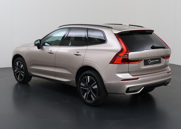 Volvo XC60 2.0 T8 Plug-in hybrid AWD Plus Dark