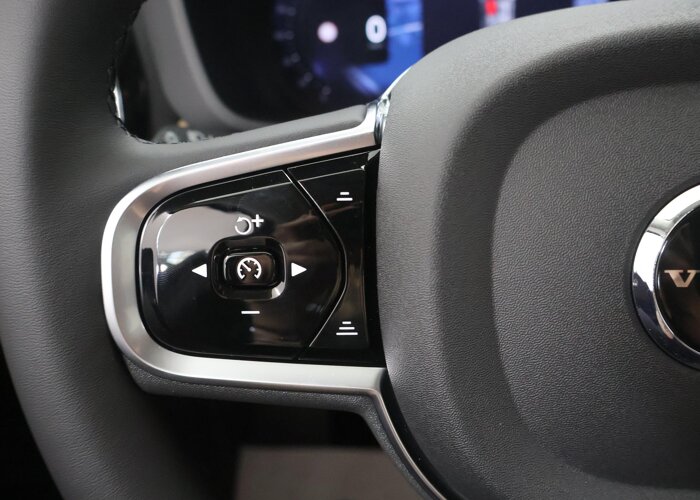 Volvo XC60 2.0 T8 Plug-in hybrid AWD Plus Dark
