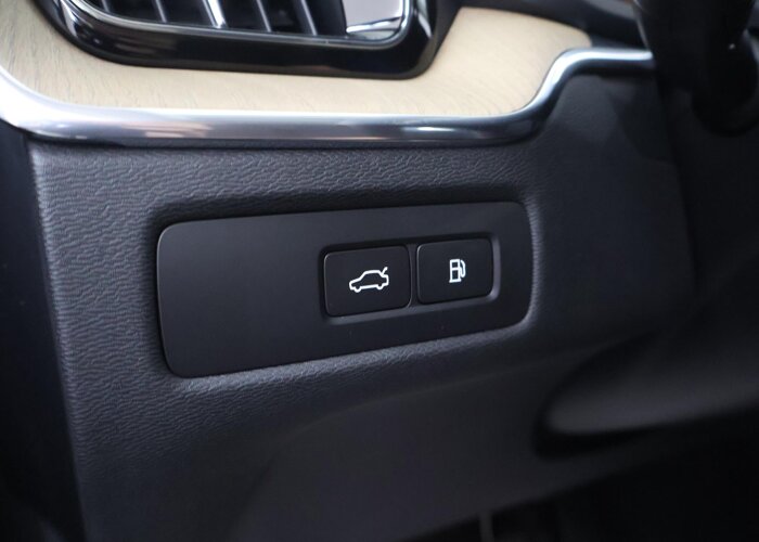 Volvo XC60 2.0 T8 Plug-in hybrid AWD Plus Dark