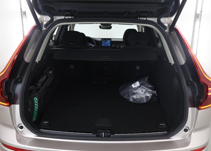 Volvo XC60 2.0 T8 Plug-in hybrid AWD Plus Dark