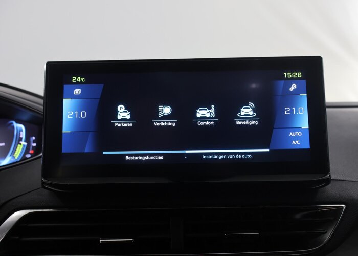 Peugeot 3008 1.6 HYbrid4 300 GT