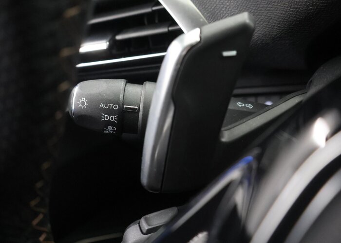 Peugeot 3008 1.6 HYbrid4 300 GT