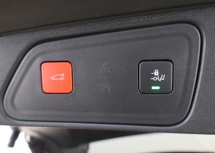 Peugeot 3008 1.6 HYbrid4 300 GT