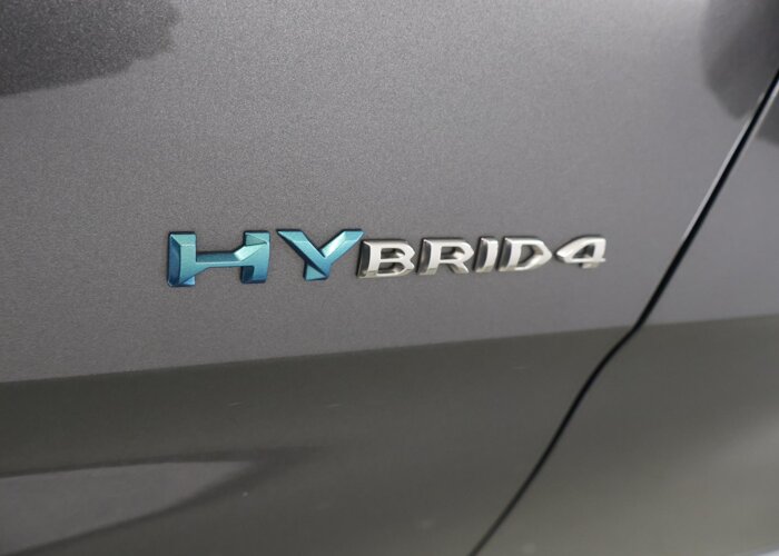 Peugeot 3008 1.6 HYbrid4 300 GT