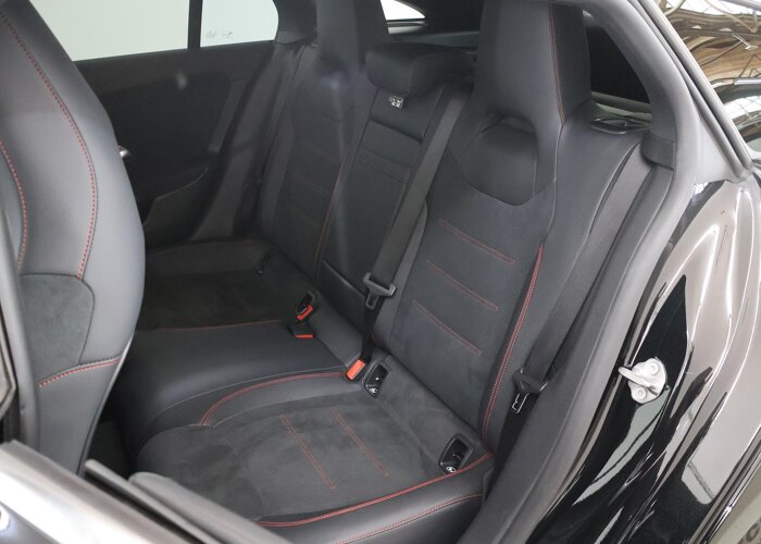 Mercedes-Benz CLA-Klasse Shooting Brake 250 e AMG Line