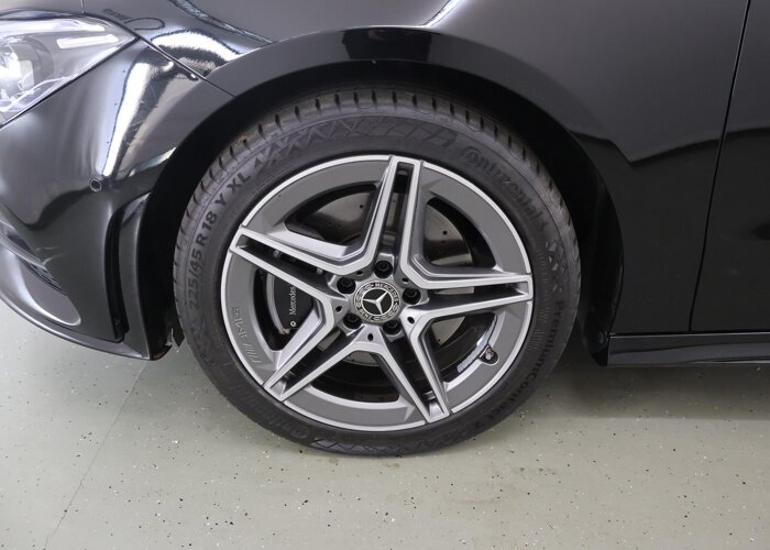 Mercedes-Benz CLA-Klasse Shooting Brake 250 e AMG Line