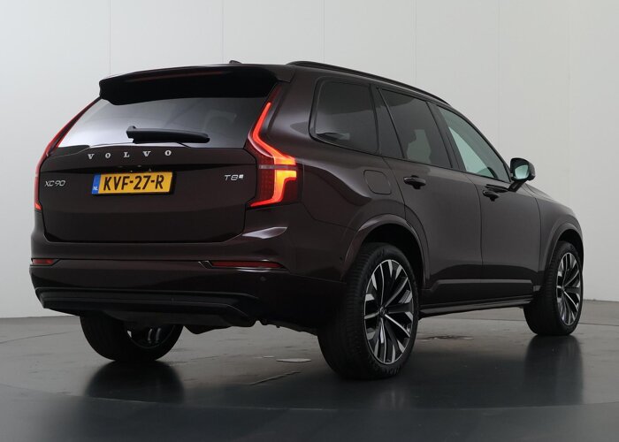 Volvo XC90 2.0 T8 Plug-in hybrid AWD Plus Dark