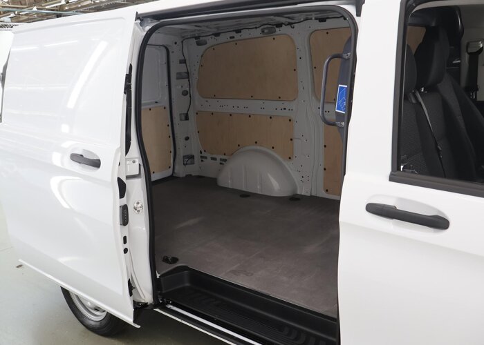 Mercedes-Benz Vito 110 CDI | Lang L2 |