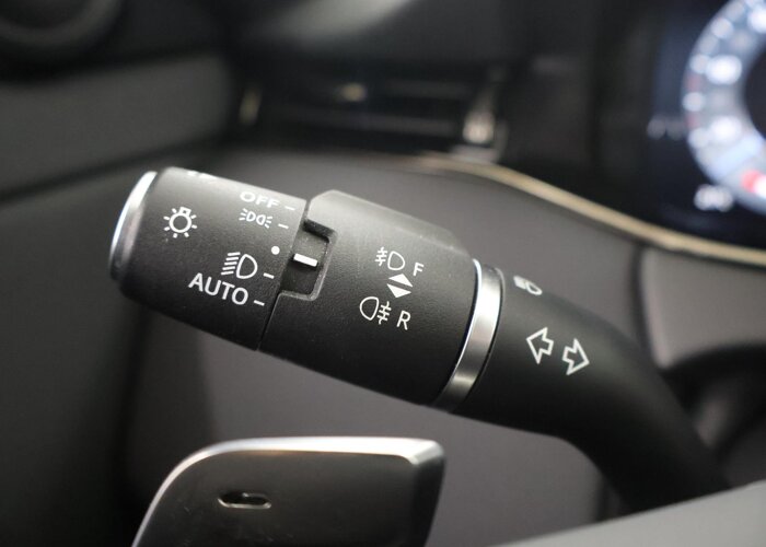 Land Rover Range Rover Evoque 1.5 P300e PHEV AWD Dynamic SE