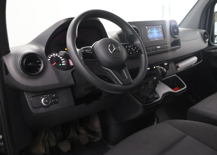 Mercedes-Benz Sprinter 211 CDI L2 H1
