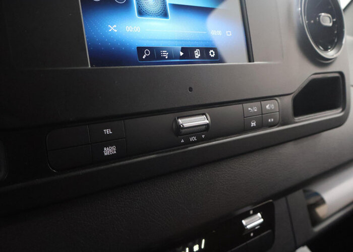 Mercedes-Benz Sprinter 211 CDI L2 H1