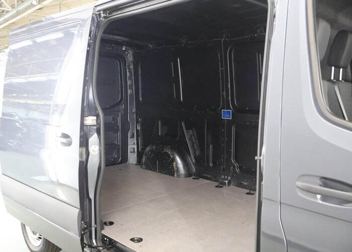 Mercedes-Benz Sprinter 211 CDI L2 H1