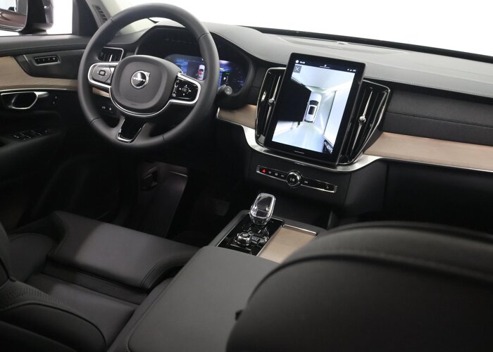 Volvo XC90 2.0 T8 Plug-in hybrid AWD Plus Dark