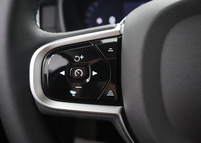 Volvo XC90 2.0 T8 Plug-in hybrid AWD Plus Dark