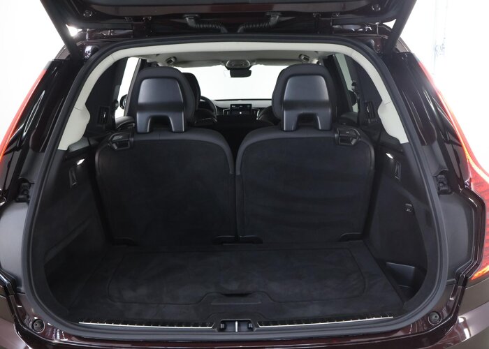Volvo XC90 2.0 T8 Plug-in hybrid AWD Plus Dark