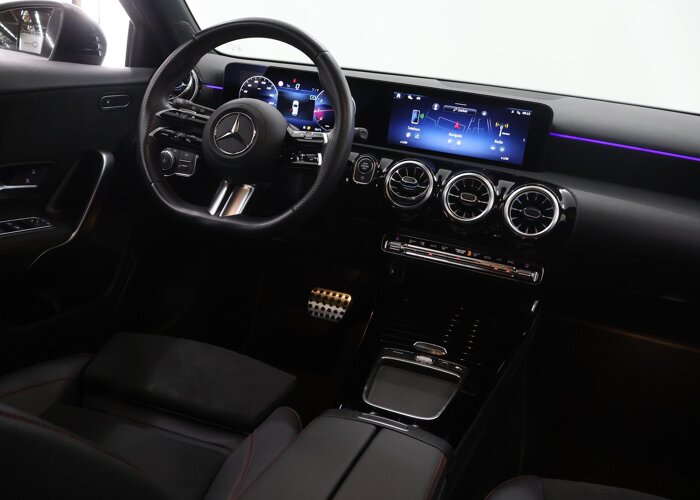 Mercedes-Benz A-Klasse 180 Business Solution AMG
