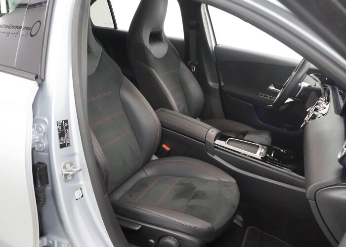 Mercedes-Benz A-Klasse 180 Business Solution AMG