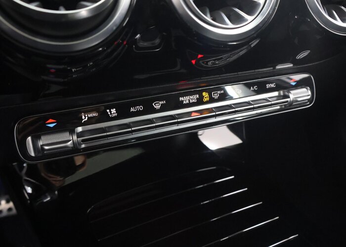 Mercedes-Benz A-Klasse 180 Business Solution AMG