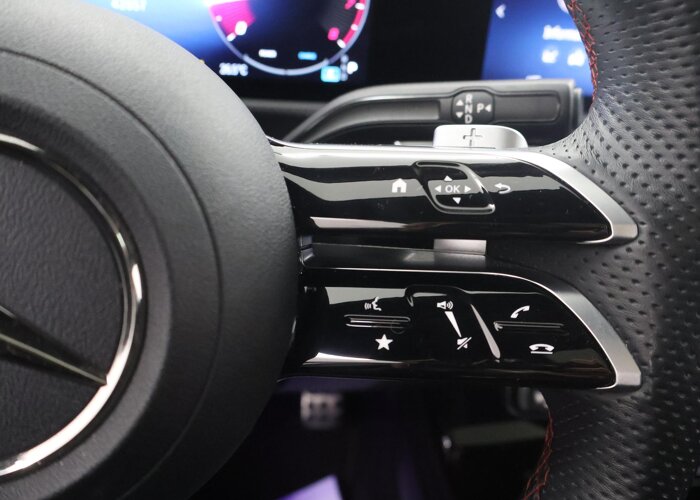Mercedes-Benz A-Klasse 180 Business Solution AMG