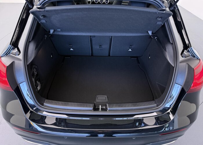 Mercedes-Benz A-Klasse 180 Business Solution AMG