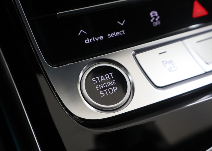 Audi A8 60 TFSI e quattro