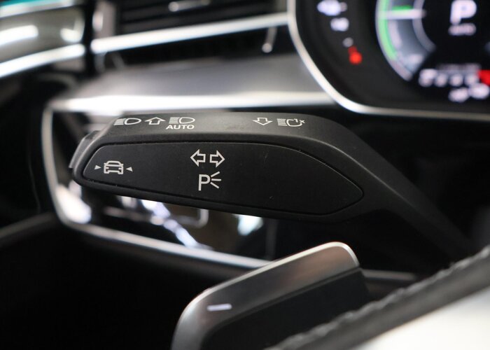Audi A8 60 TFSI e quattro