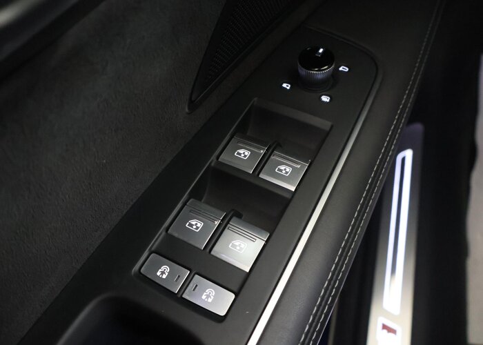Audi A8 60 TFSI e quattro