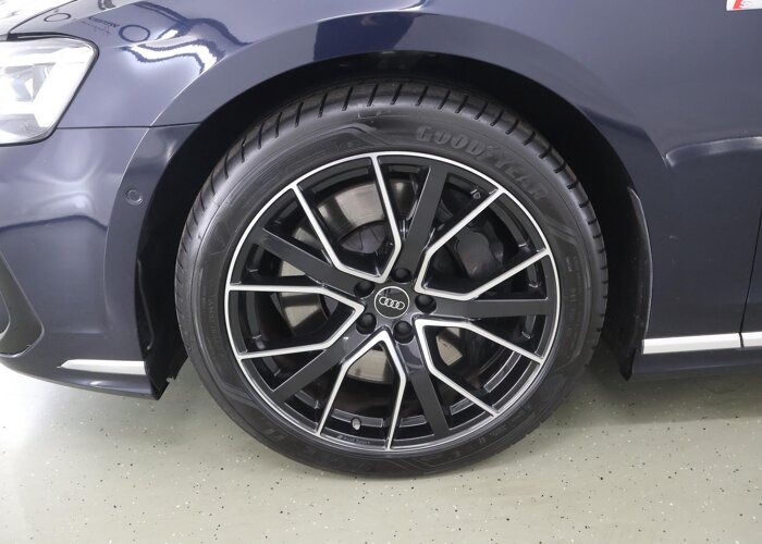 Audi A8 60 TFSI e quattro