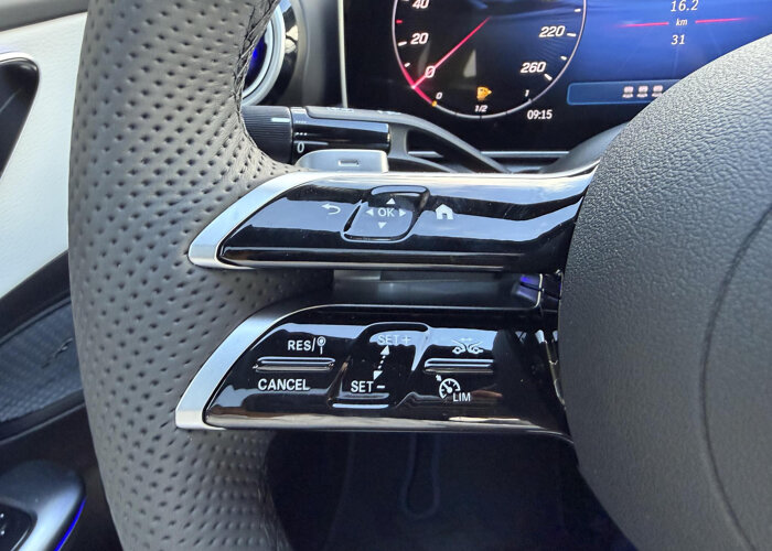 Mercedes-Benz C-Klasse 300e 140 Years Edition
