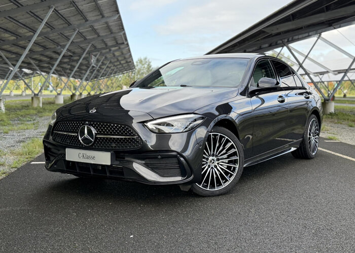 Mercedes-Benz C-Klasse 300e 140 Years Edition