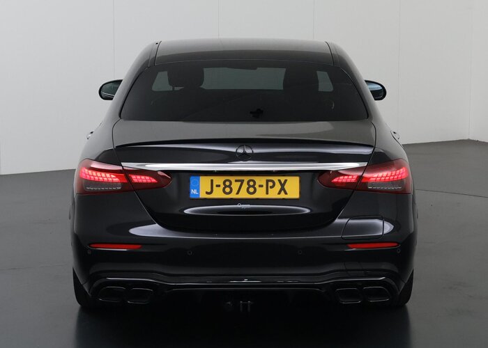 Mercedes-Benz E-Klasse 300 e AMG Line