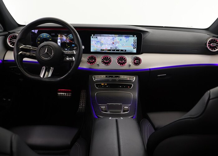 Mercedes-Benz E-Klasse 300 e AMG Line